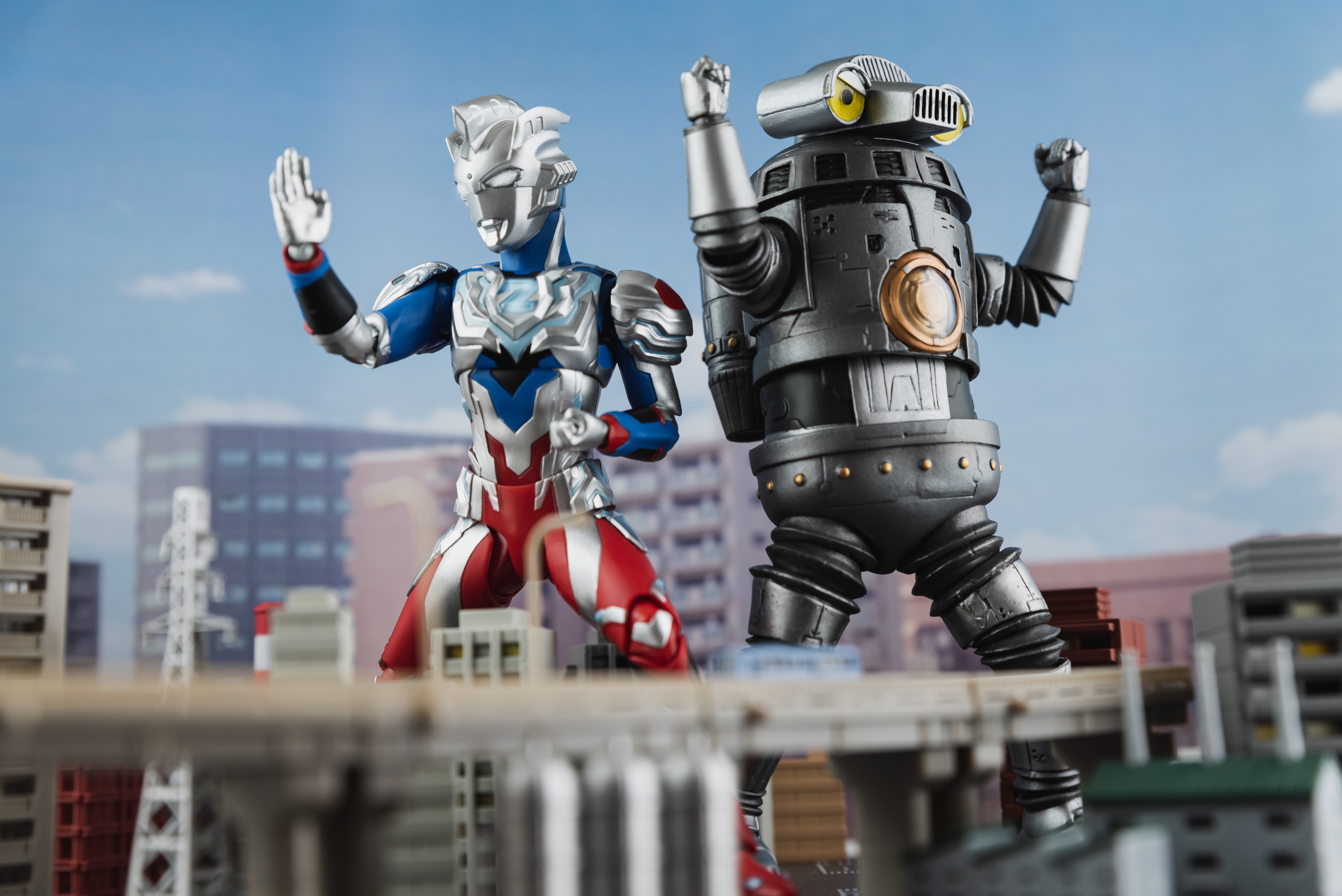 Amazon | HiPlay 中動モデル ZDTOYS 1/10 機動ウルトラマン 装甲