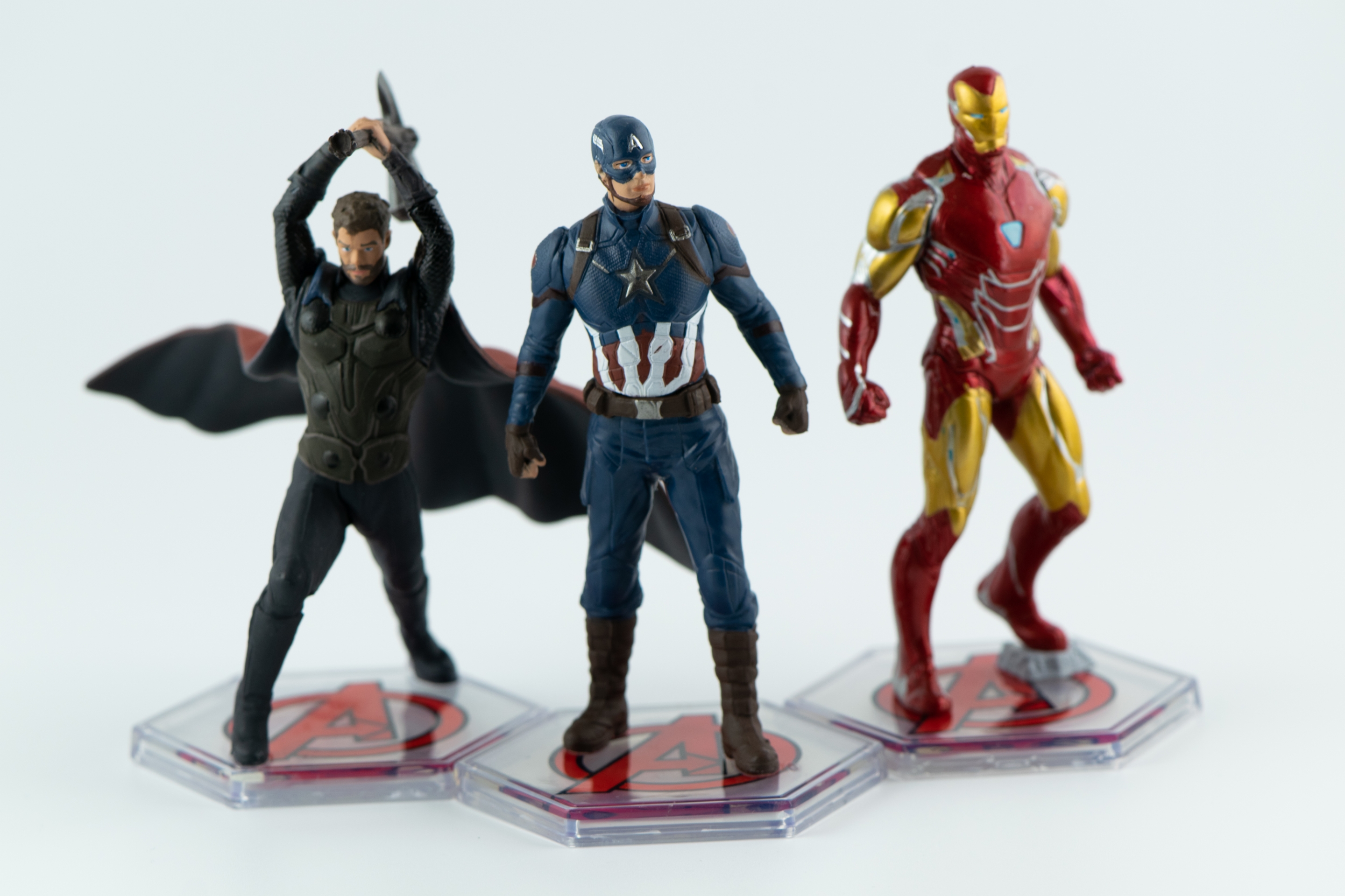 ディズニーストア アベンジャーズ エンドゲーム メガフィギュアセット 簡易レビュー 関節フィギュア庫