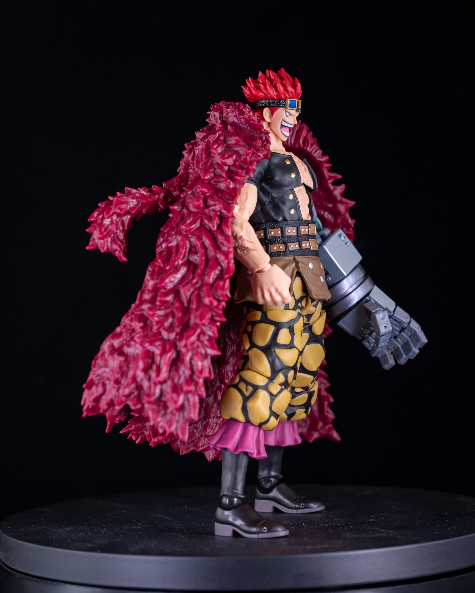 レビュー】S.H.figuarts ユースタス・キッド -鬼ヶ島討入- : 関節