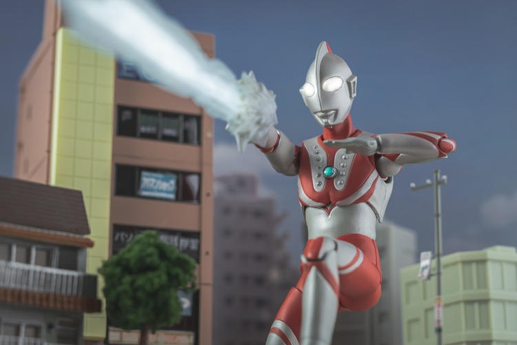 レビュー】S.H.figuarts ゾフィー : 関節フィギュア庫