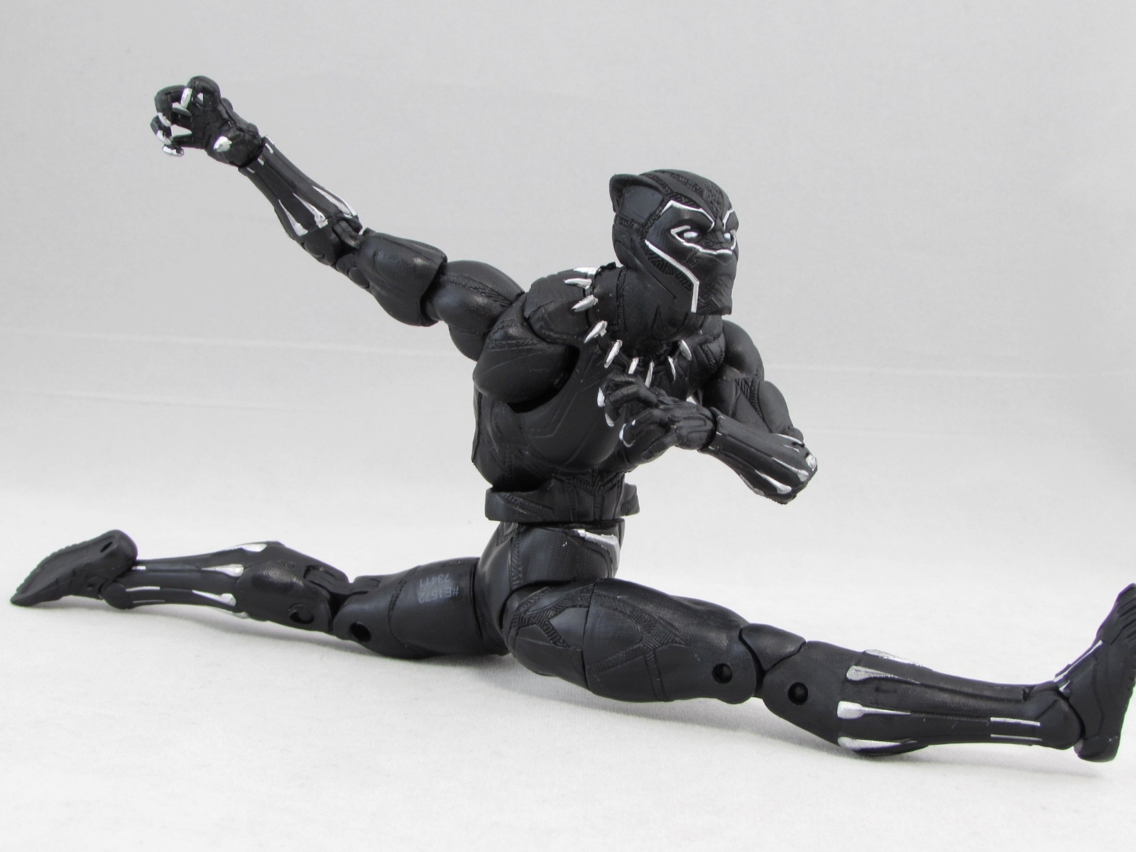 レビュー】マーベルレジェンド ブラックパンサー : 関節フィギュア庫