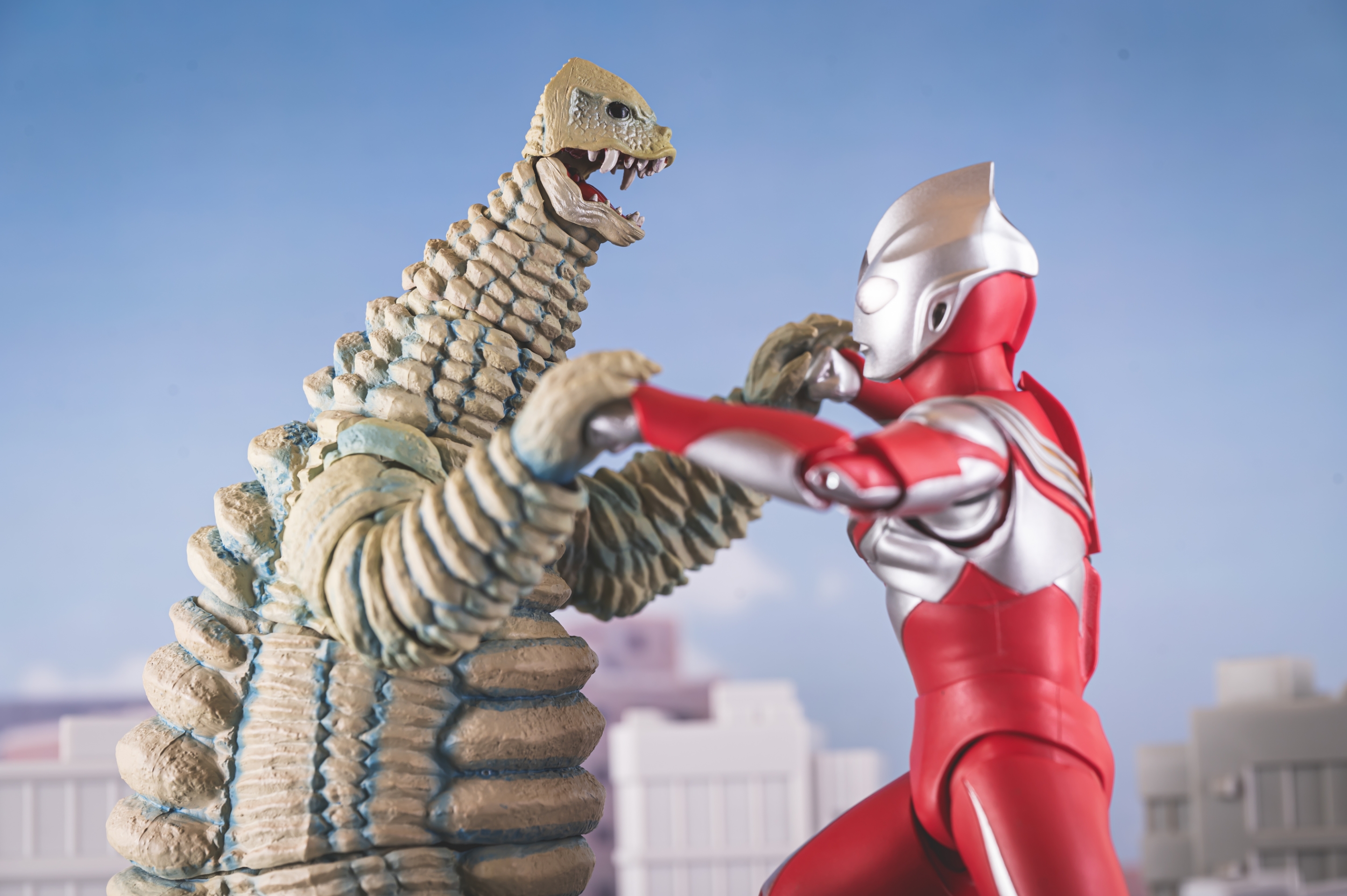 レビュー】S.H.figuarts レッドキング : 関節フィギュア庫