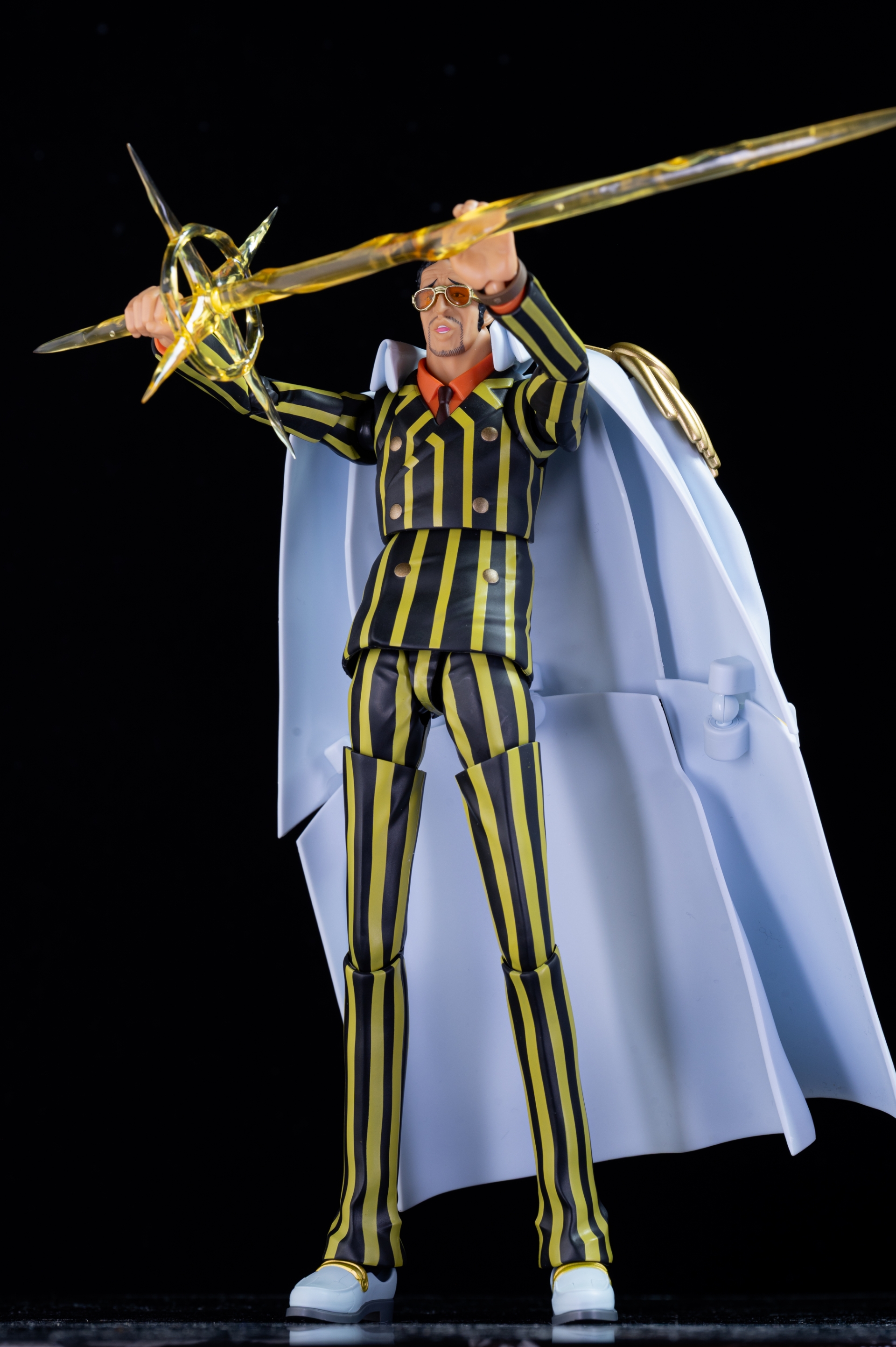 レビュー】S.H.Figuarts ボルサリーノ -未来島エッグヘッド- : 関節 