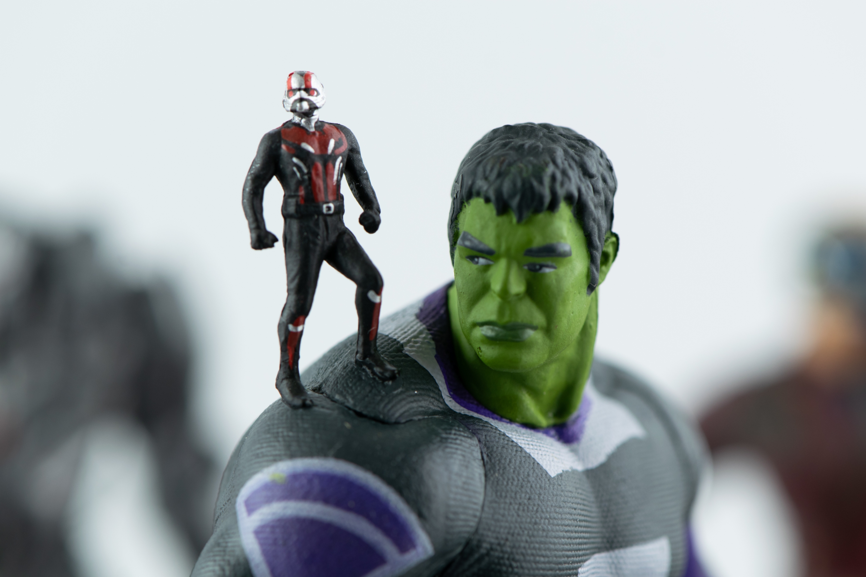 アベンジャーズエンドゲーム フィギュアセット 簡易レビュー】ディズニーストア アベンジャーズ エンドゲーム メガ