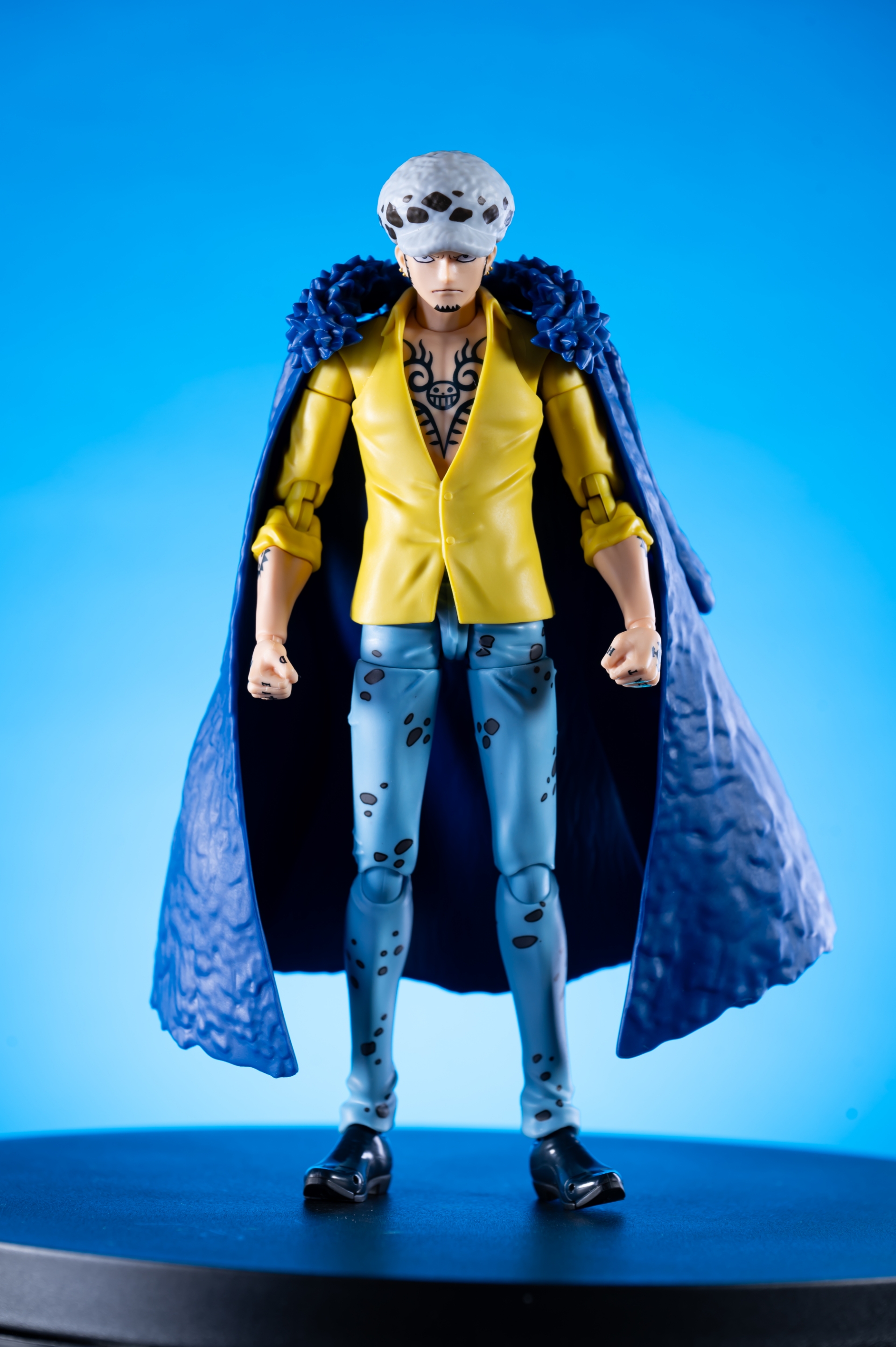 1/12スケール S.H.Figuartsトラファルガー・ロー コート マント