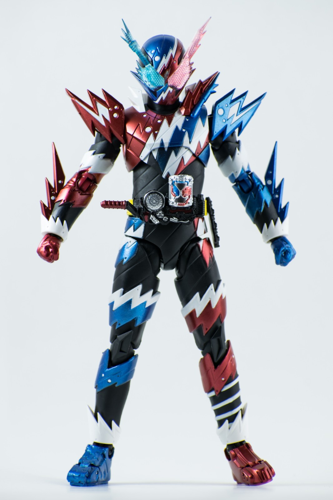 レビュー】S.H.figuarts 仮面ライダービルド ラビットタンク