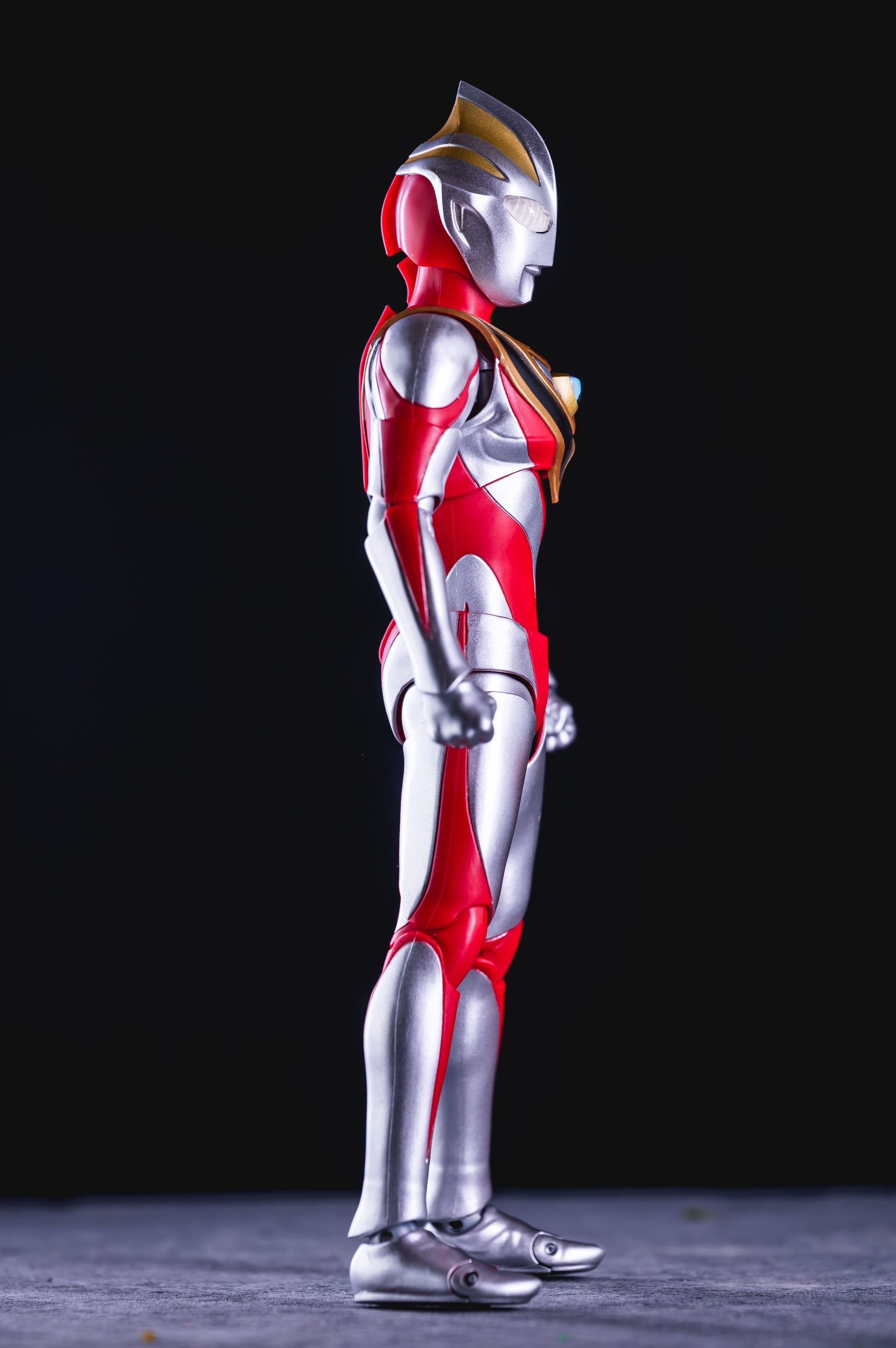 レビュー】S.H.figuarts ウルトラマンガイア(V2) 真骨彫製法 : 関節