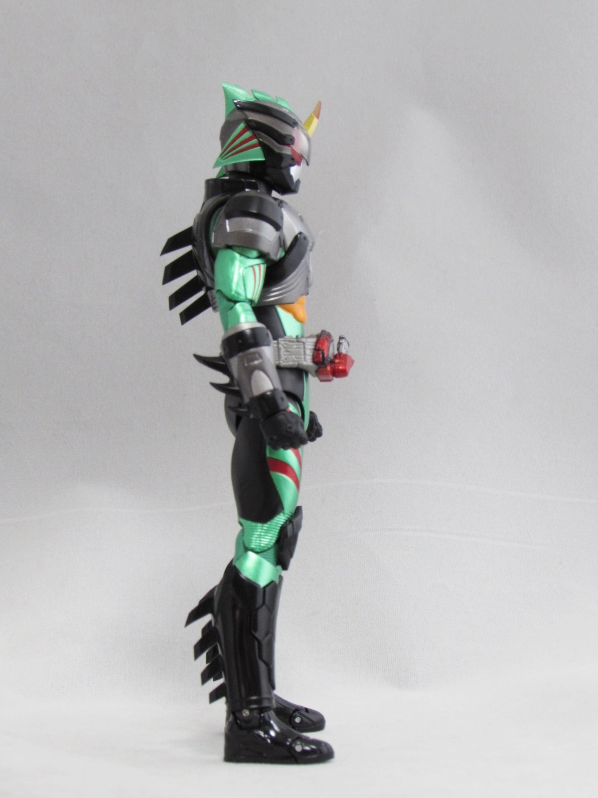 レビュー】S.H.figuarts 仮面ライダーアマゾンニューオメガ : 関節 