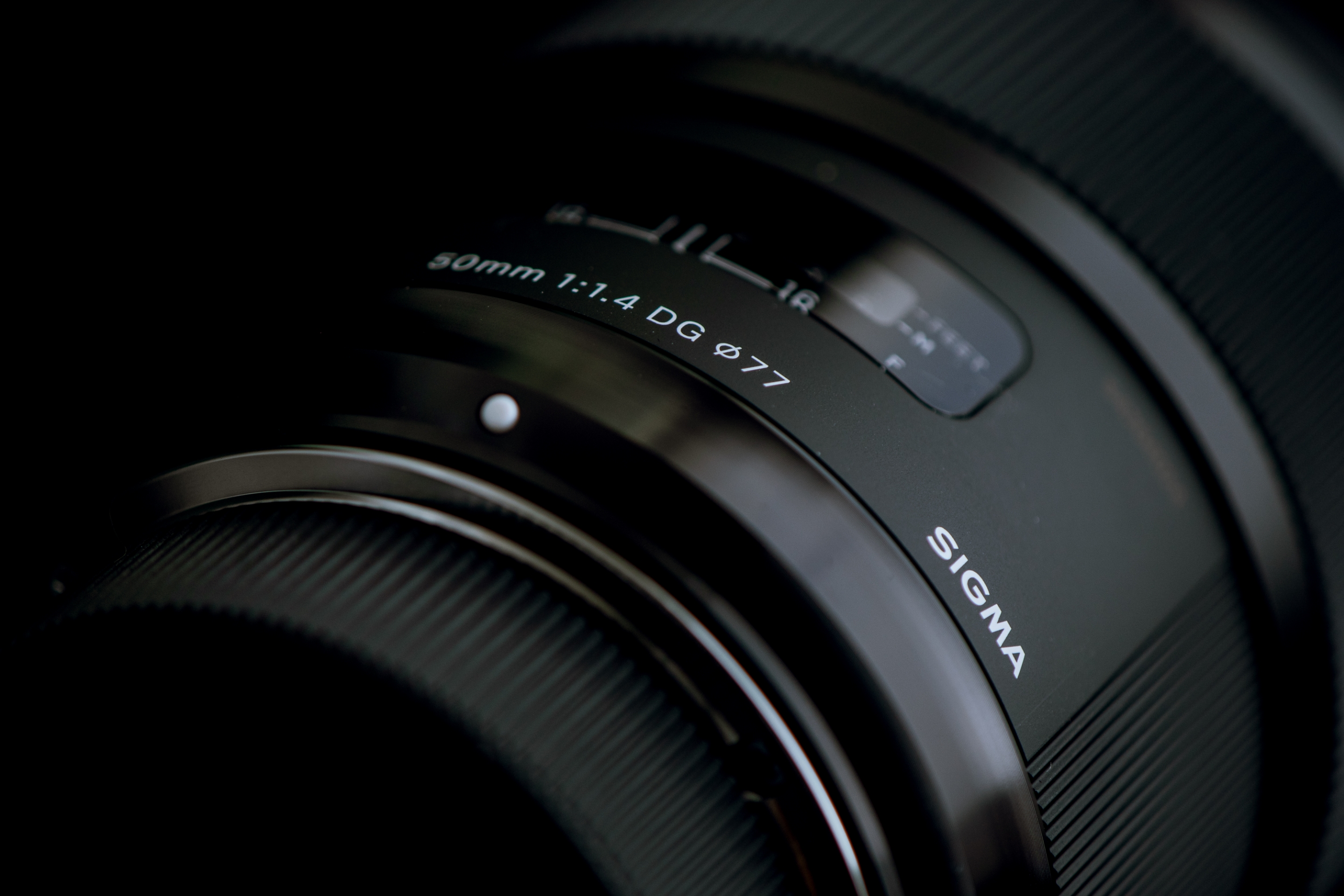 SIGMA 50mm F1.4 DG HSM art Nikonマウント レビュー : 関節フィギュア庫