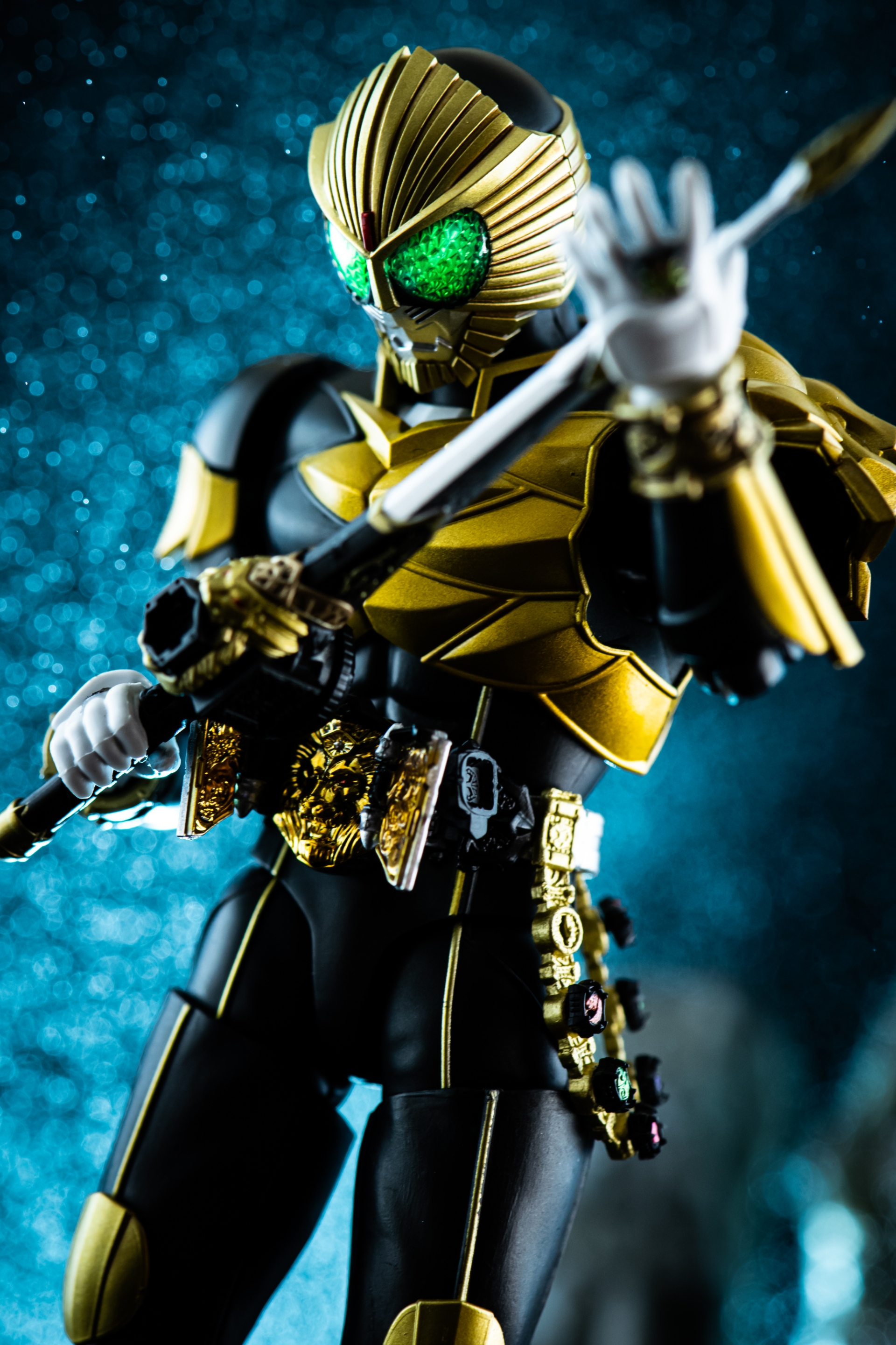 レビュー】S.H.figuarts 仮面ライダービースト 真骨彫製法 : 関節