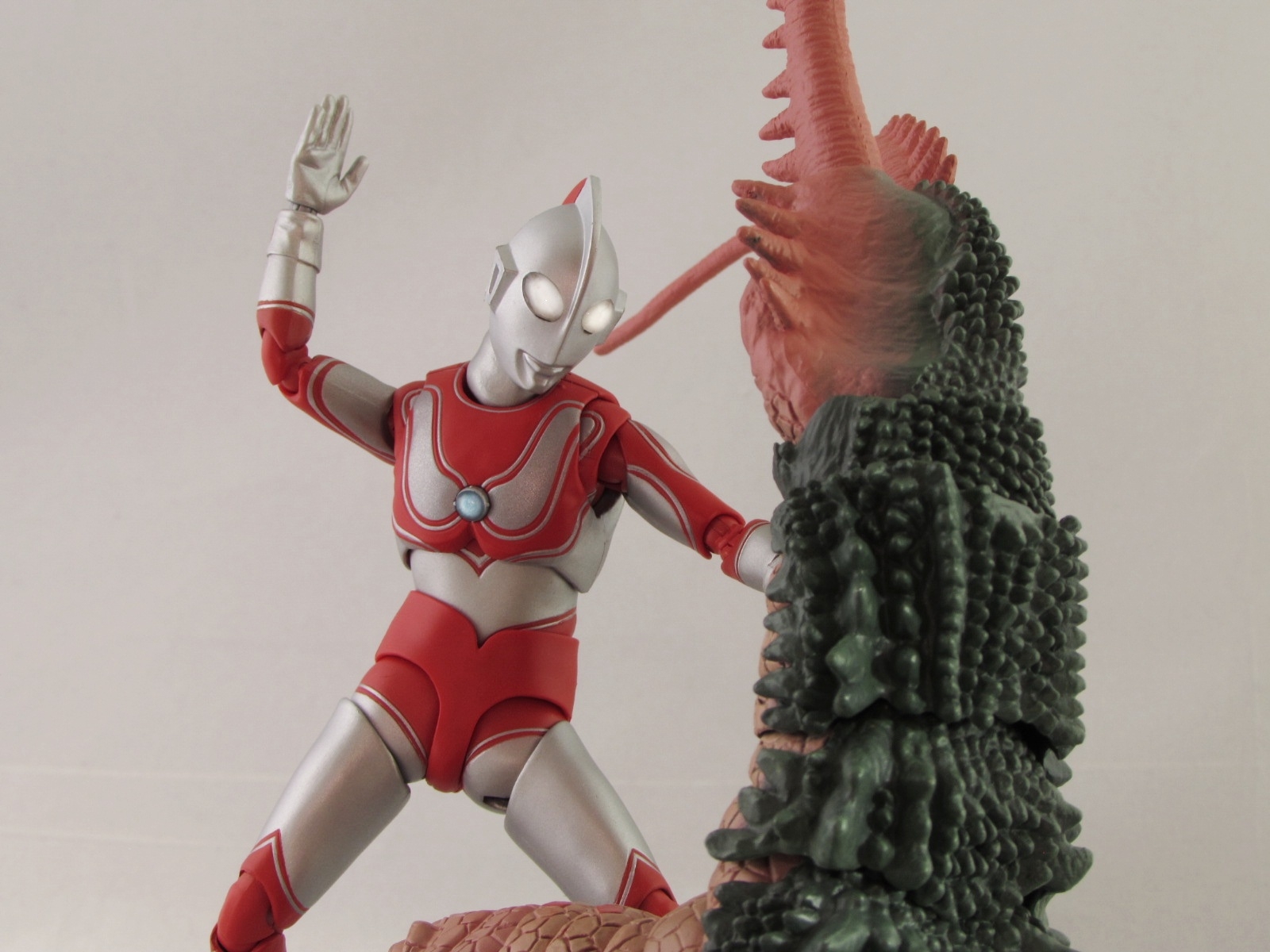 レビュー】S.H.Figuarts ツインテール