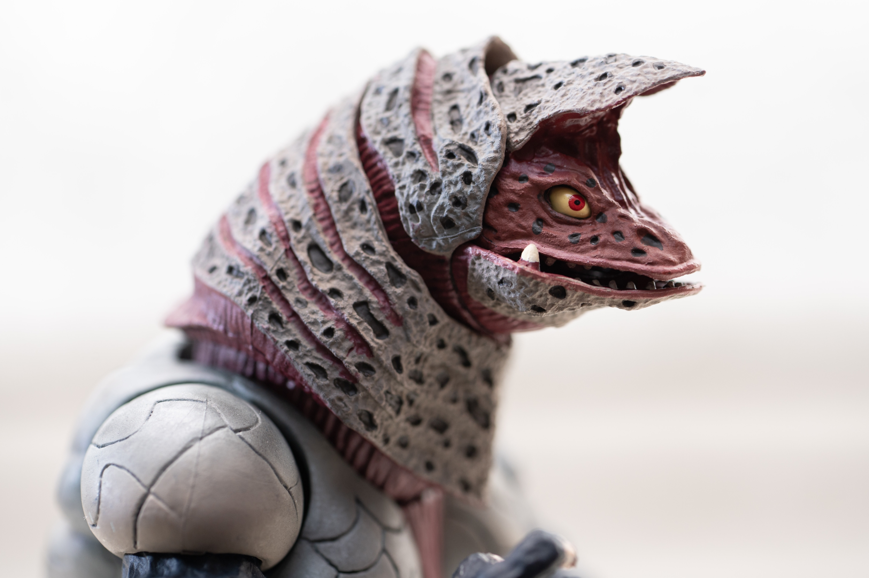 レビュー】S.H.figuarts ゴルザ : 関節フィギュア庫