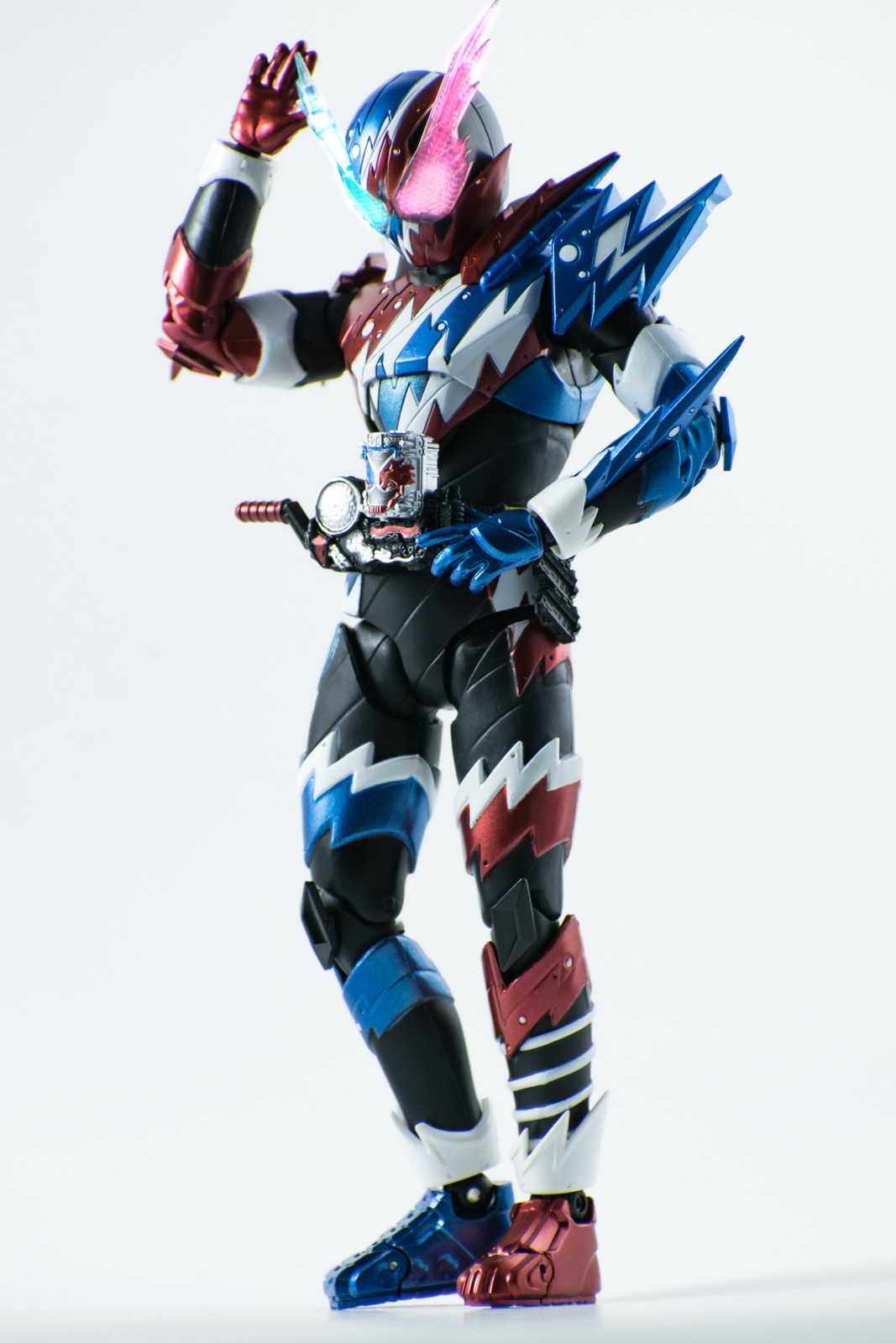 レビュー】S.H.figuarts 仮面ライダービルド ラビットタンク