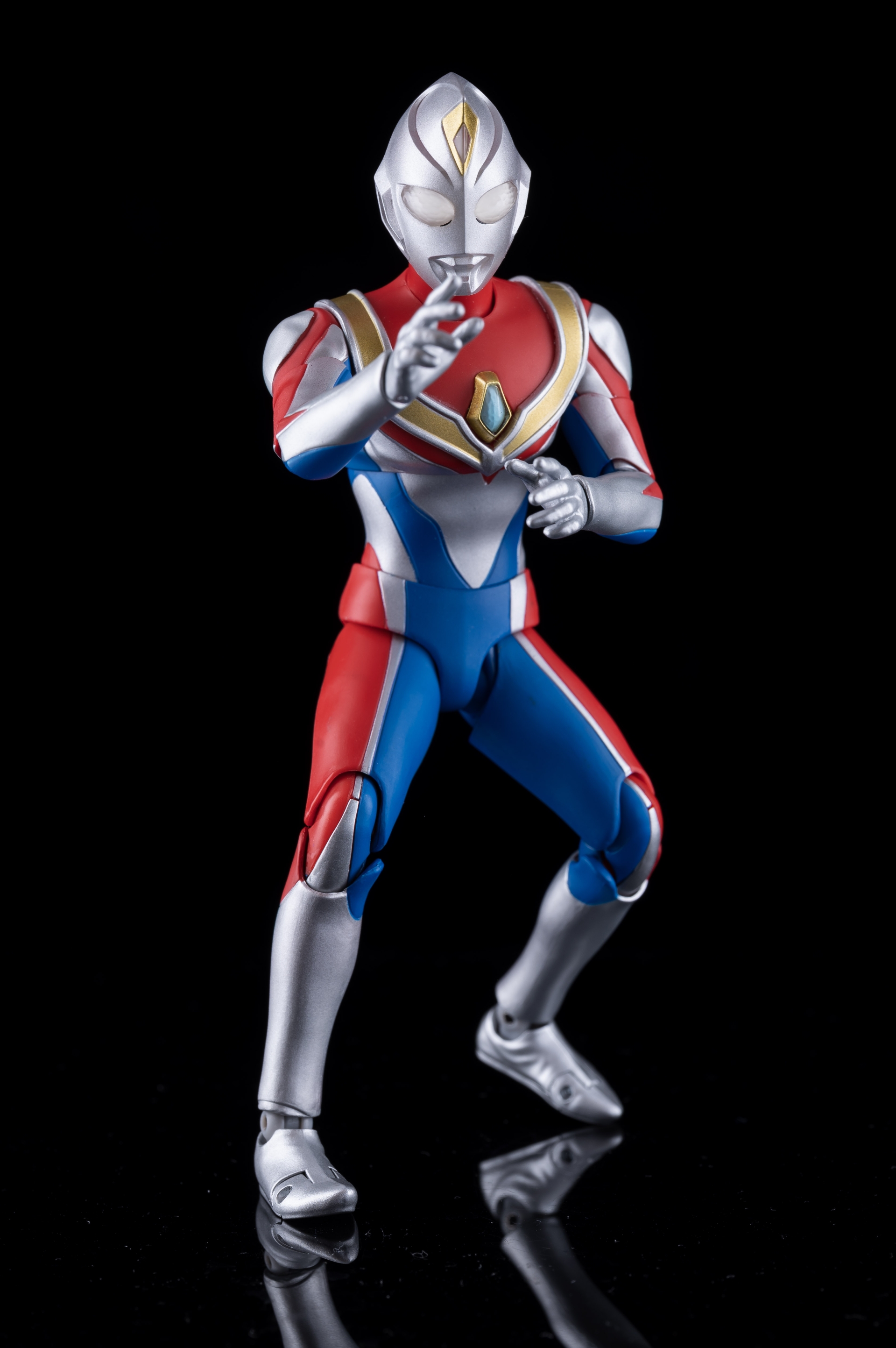 レビュー】S.H.figuarts ウルトラマンダイナ フラッシュタイプ 真骨彫
