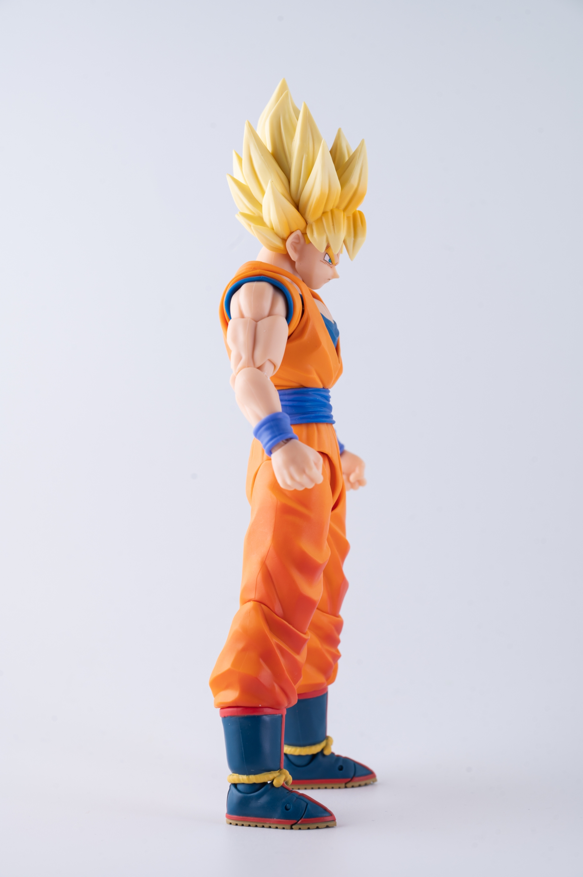 レビュー】S.H.figuarts 超サイヤ人孫悟空 〈決戦の幕開け〉 : 関節