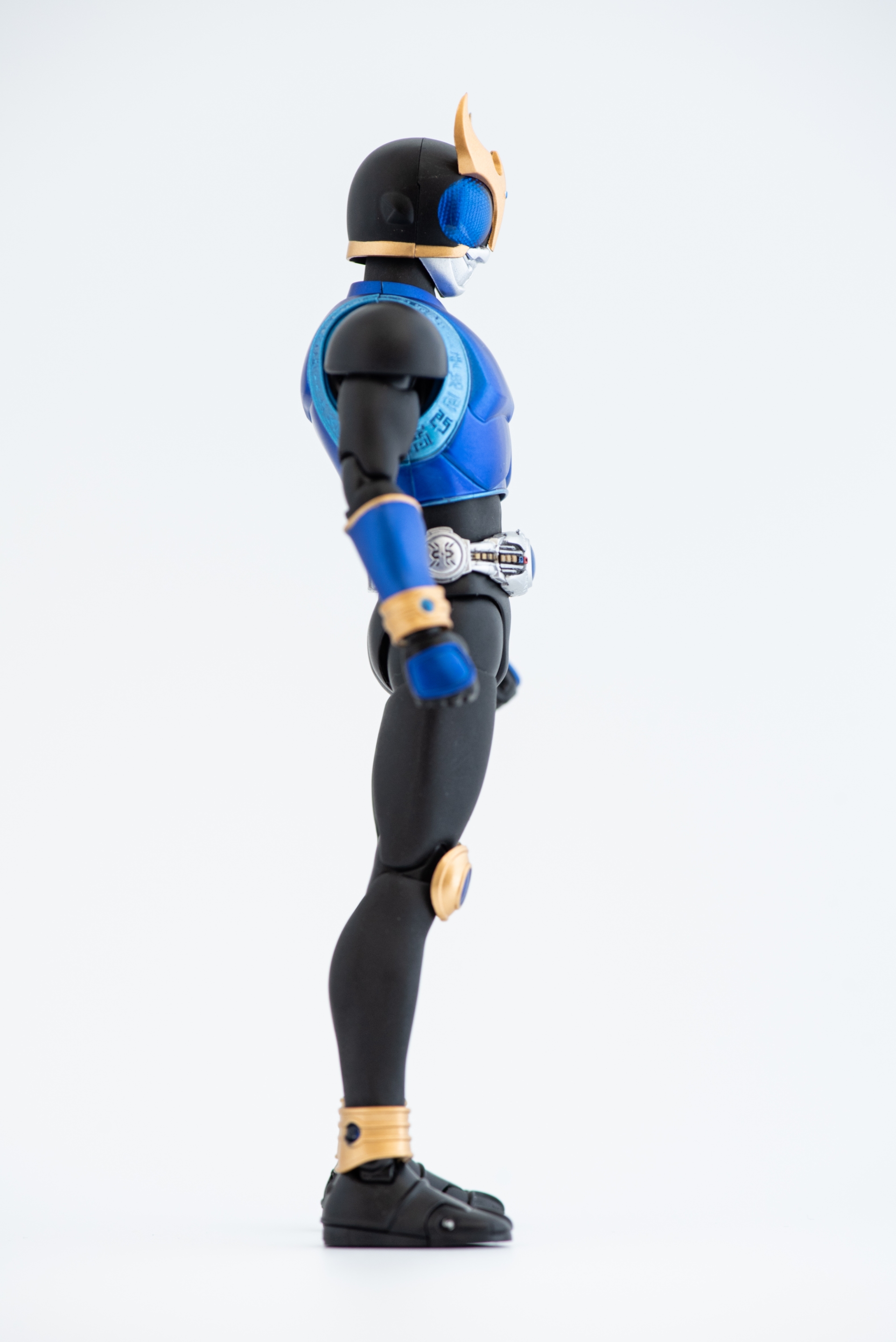 S.H.Figuarts真骨彫製法 仮面ライダークウガ ドラゴンフォーム S.H.Figuarts（真骨彫製法） 仮面ライダークウガ ドラゴン