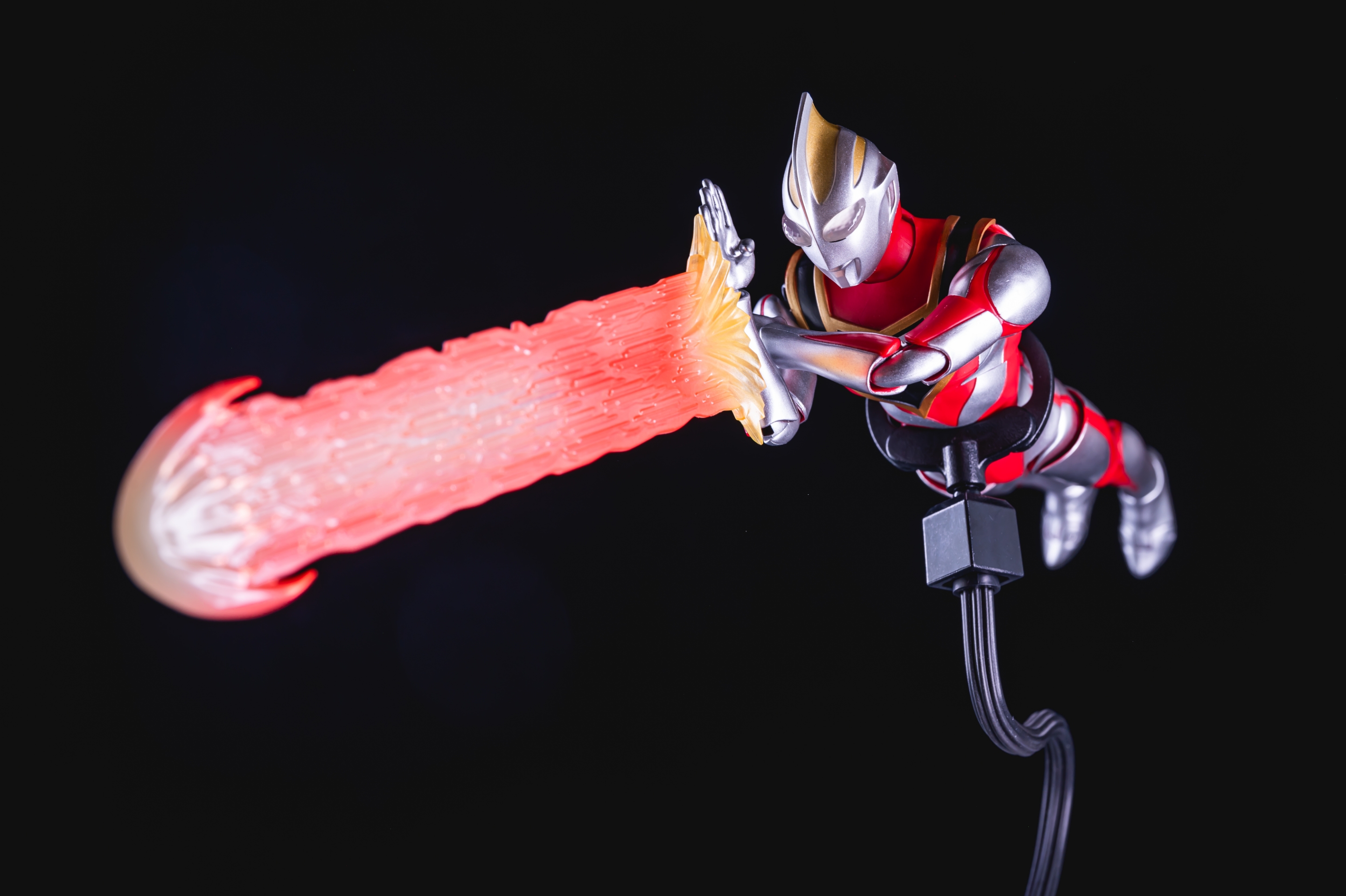 レビュー】S.H.figuarts ウルトラマンガイア(V2) 真骨彫製法 : 関節