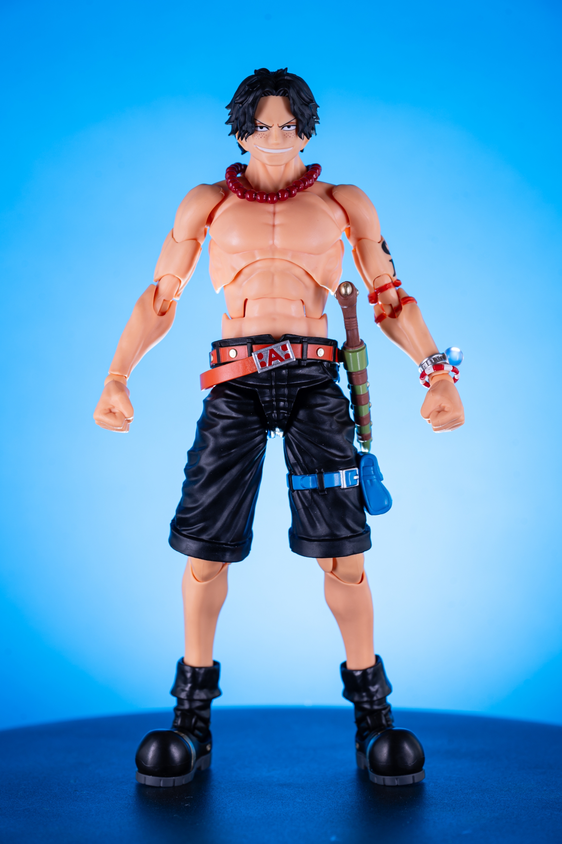 BANDAI SHFiguarts ポートガス・D・エース Amazon.co.jp: TAMASHII NATIONS S.H.フィギュアーツ ポートガス