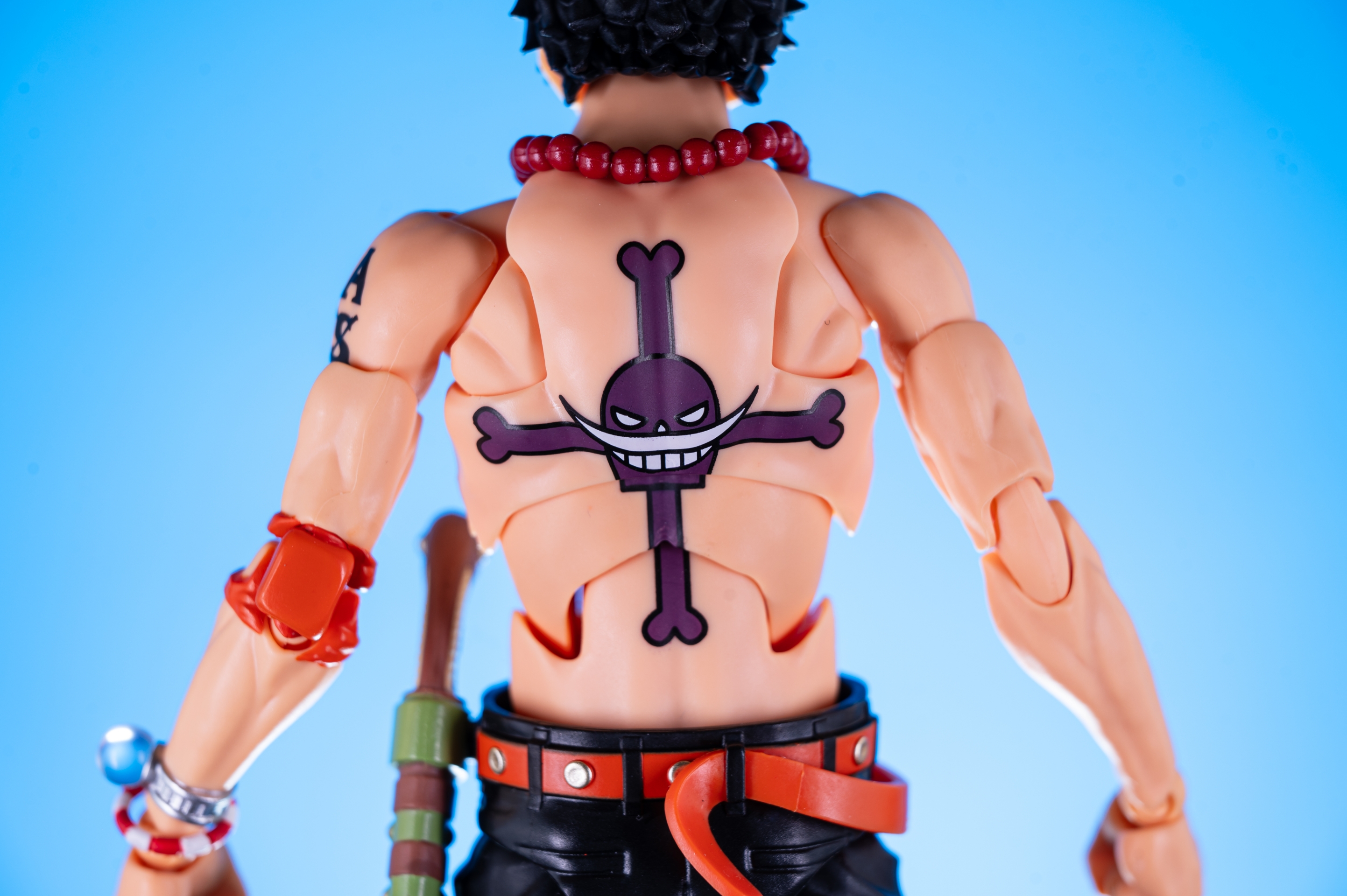 Amazon.co.jp: S H.Figuarts ポートガス・D・エース 火拳 全高約