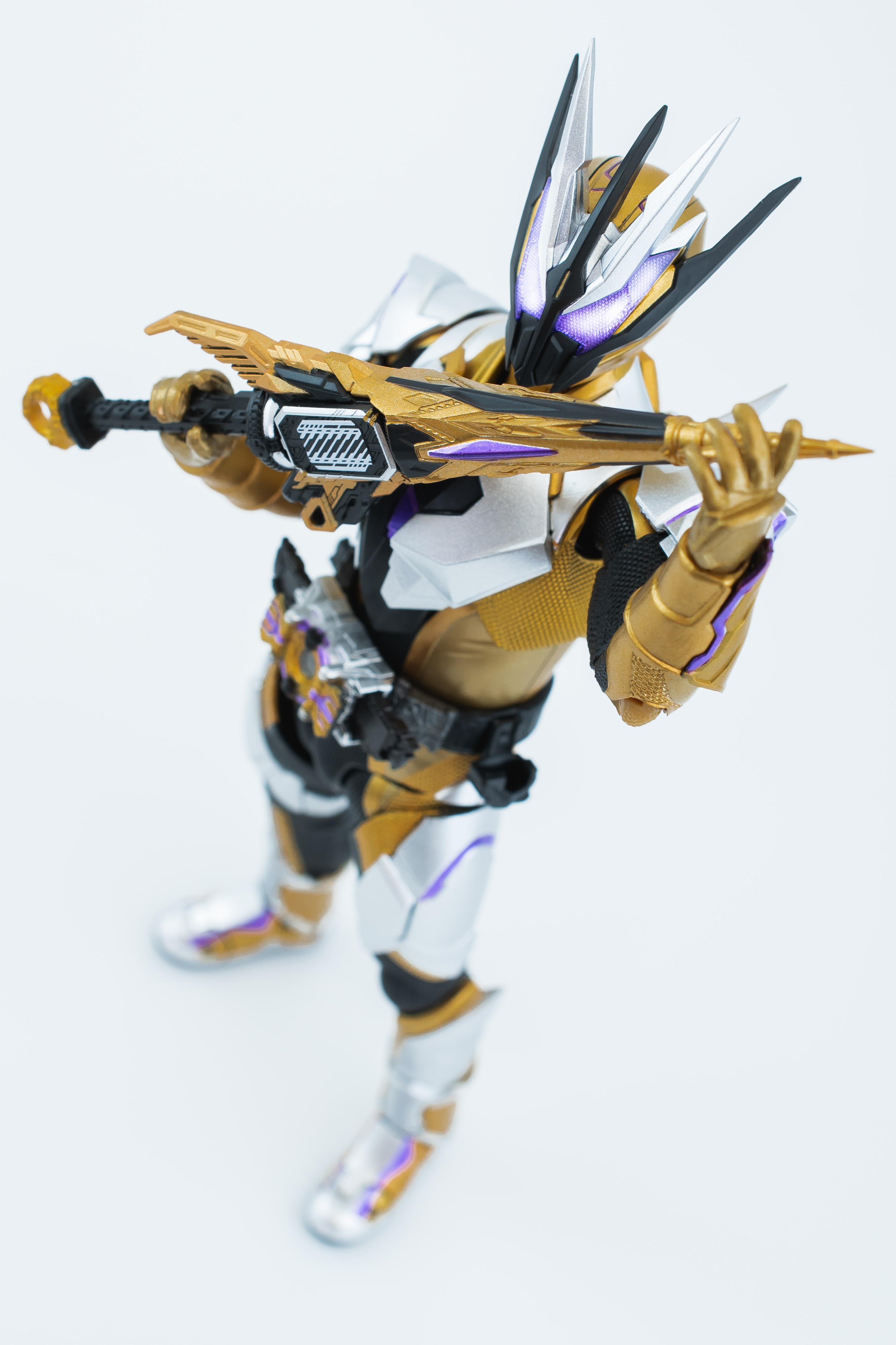 レビュー】S.H.figuarts 仮面ライダーサウザー : 関節フィギュア庫