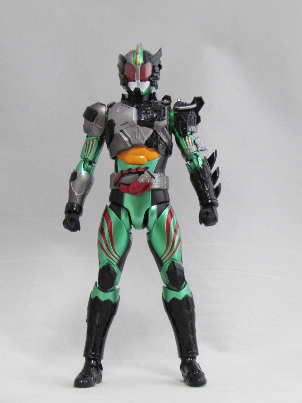 レビュー】S.H.figuarts 仮面ライダーアマゾンニューオメガ : 関節 