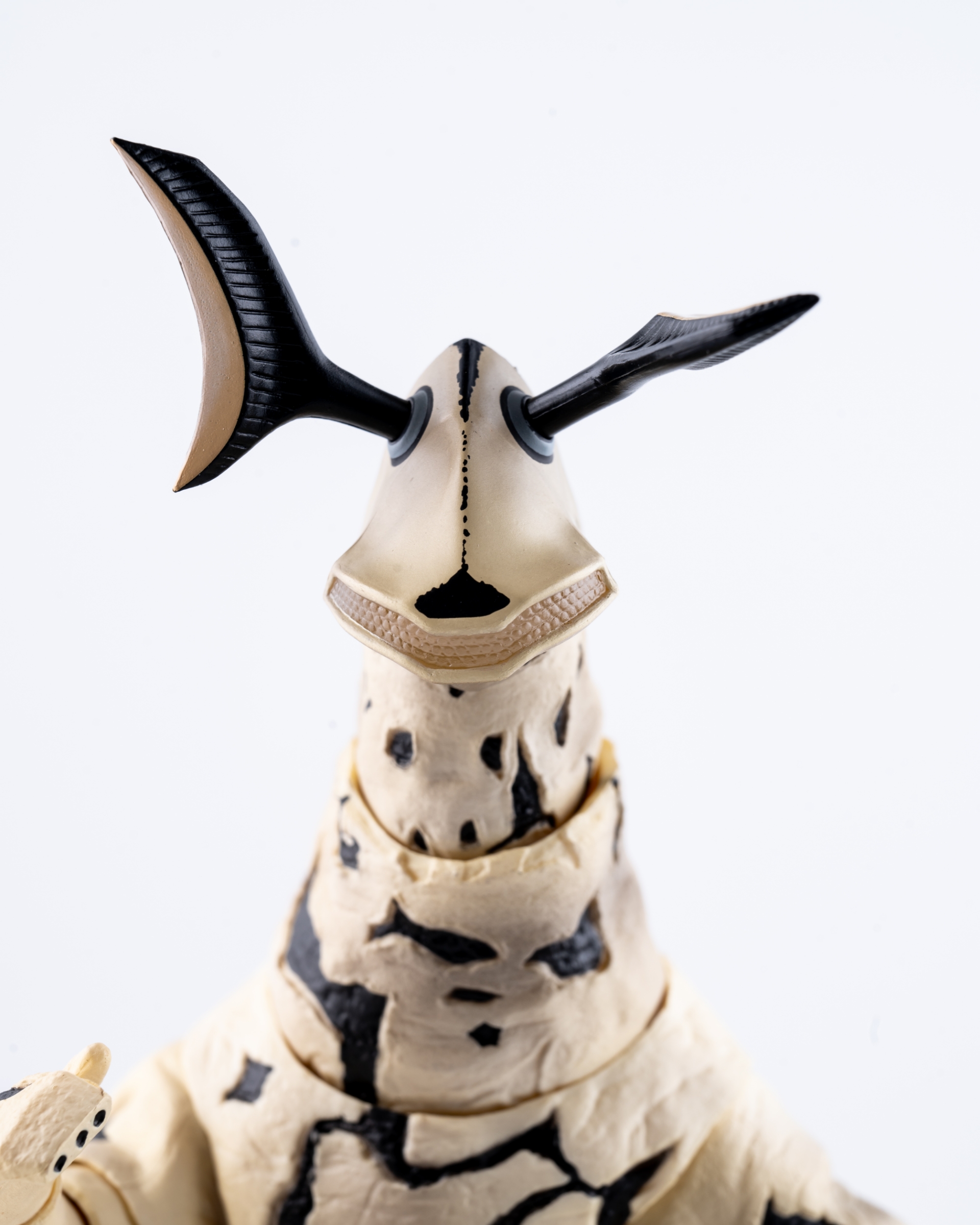 レビュー】S.H.figuarts エレキング : 関節フィギュア庫