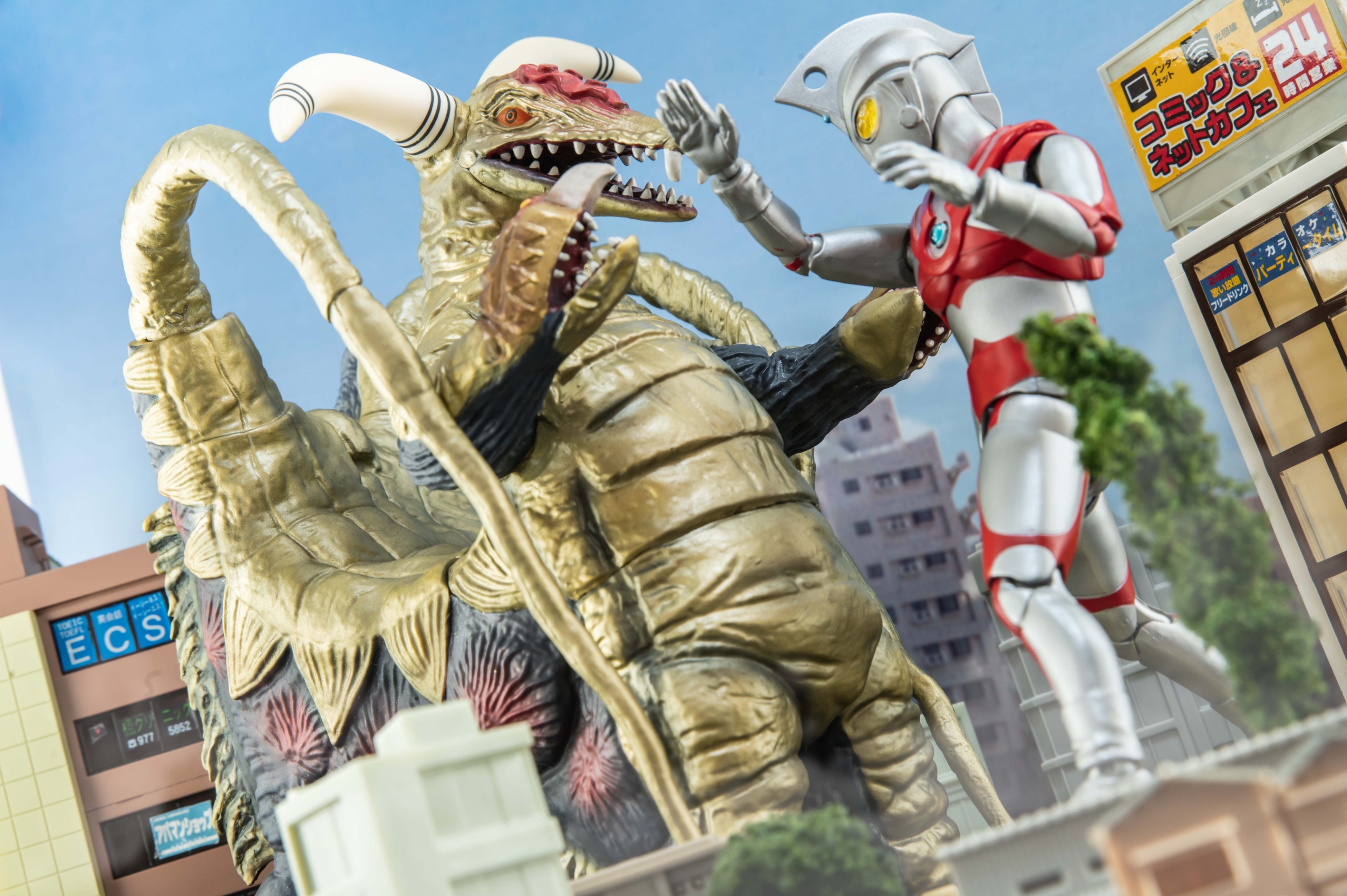 レビュー】ウルトラ大怪獣シリーズ5000EX ソフビ ブロッケン