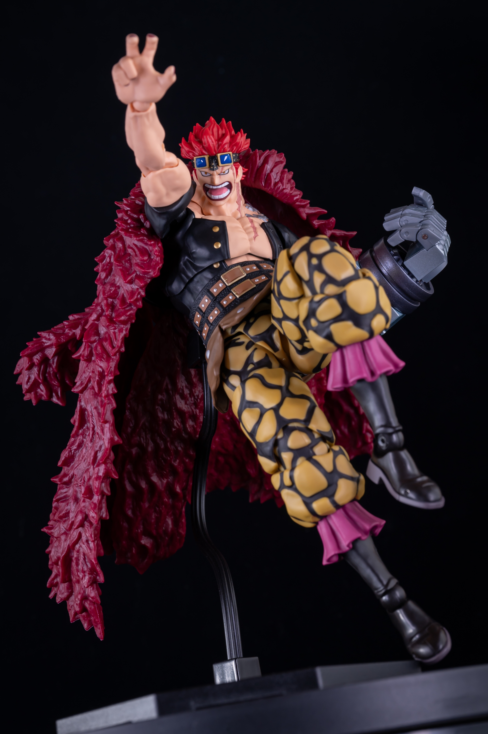レビュー】S.H.figuarts ユースタス・キッド -鬼ヶ島討入- : 関節