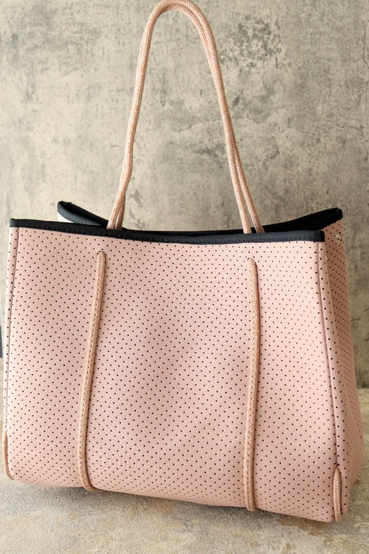 IMG_4708_copy_1000x1500