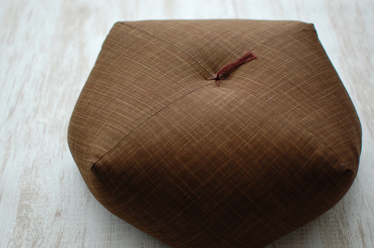 任意 シンプルな 勝利 姿勢 が 良く なる 座布団 Assist Life Jp