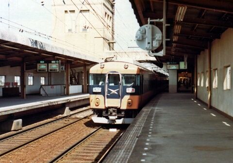 リトルレール管理人モドキのブログ 1980年3月頃の宇治山田駅 リトルレール管理人モドキのブログ 1980年3月頃の宇治山田駅