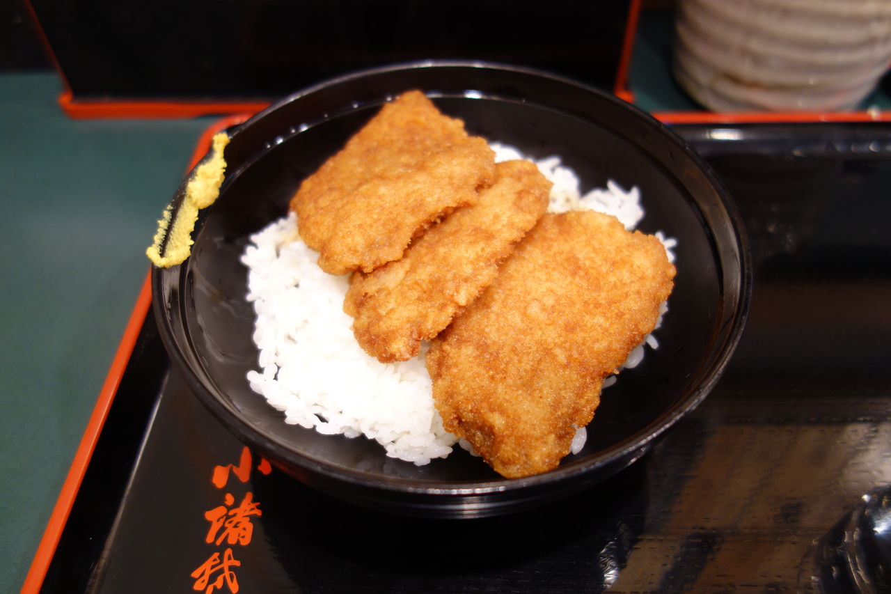 小諸そば 本郷店 で たれカツ丼 文京区 ソースかつ丼への道