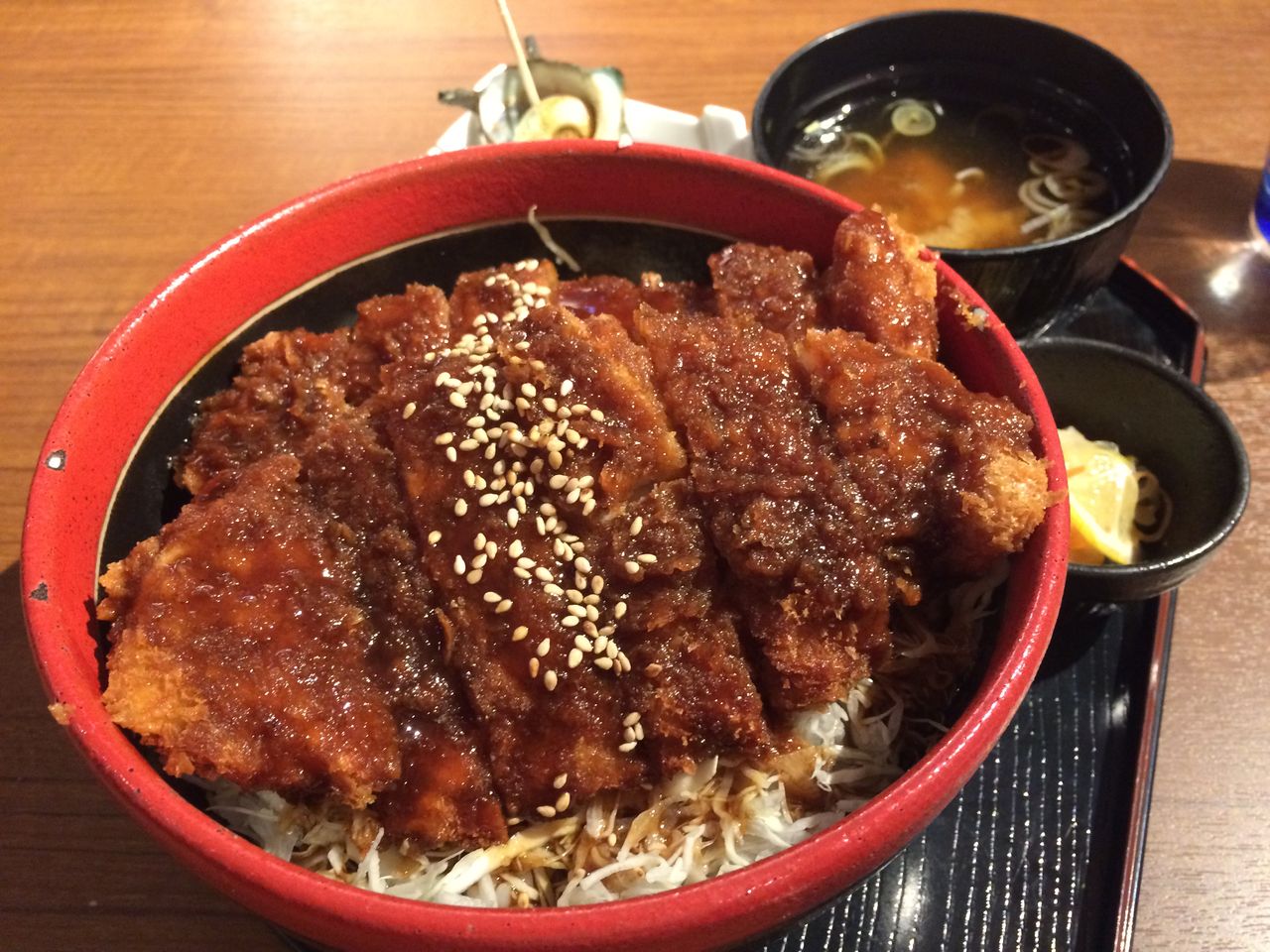 「よってがんしょ銀座店」で「会津名物!ソースカツ丼」(東京都中央区) ソースかつ丼への道 「よってがんしょ銀座店」で「会津名物!ソースカツ丼」(東京都中央区) ソースかつ丼への道