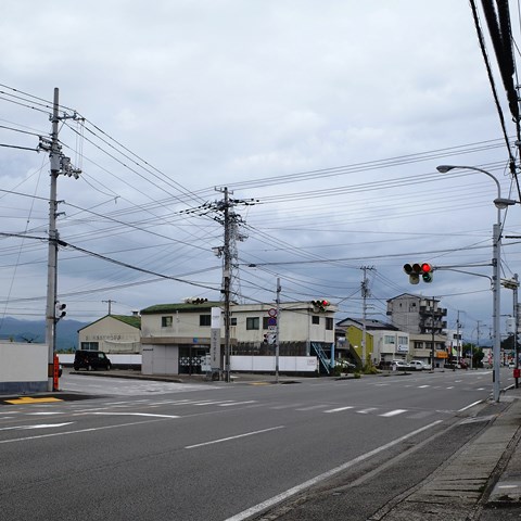 R0008210