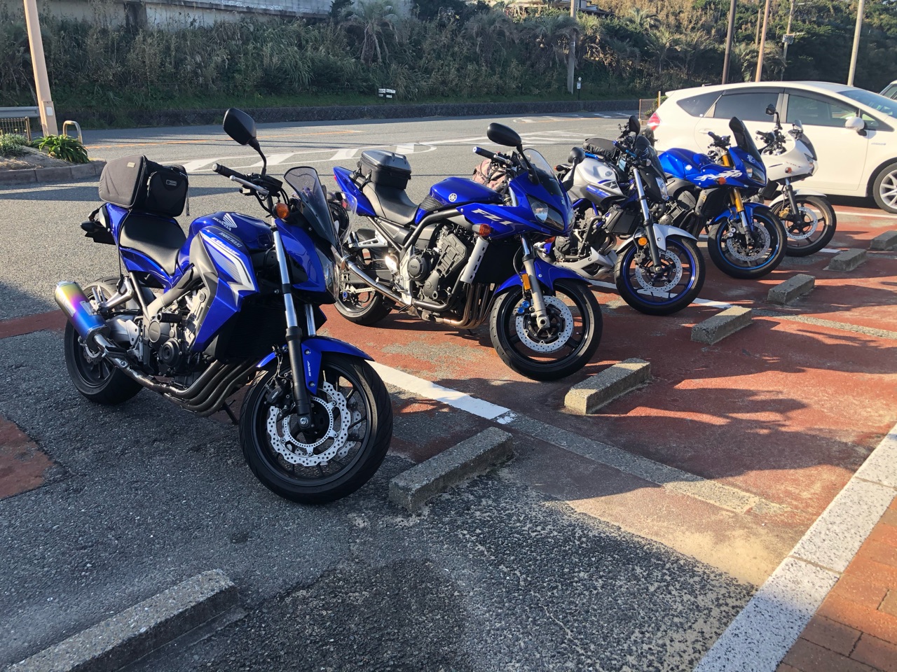 全日本スタナー連合会九州 佐世保で牡蠣とバーガー そして本日はcbrは昭和のバイク号三昧なのだ Cbr ちゃんちゃんこのバイクのblog 全日本スタナー連合会九州 佐世保で牡蠣とバーガー そして本日はcbrは昭和のバイク号三昧なのだ Cbr ちゃんちゃんこのバイクのblog