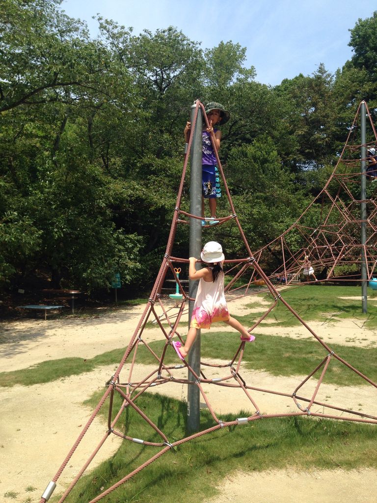広島市植物公園で噴水大迷路 リラックス De デラックスライフ 広島市植物公園で噴水大迷路 リラックス De デラックスライフ