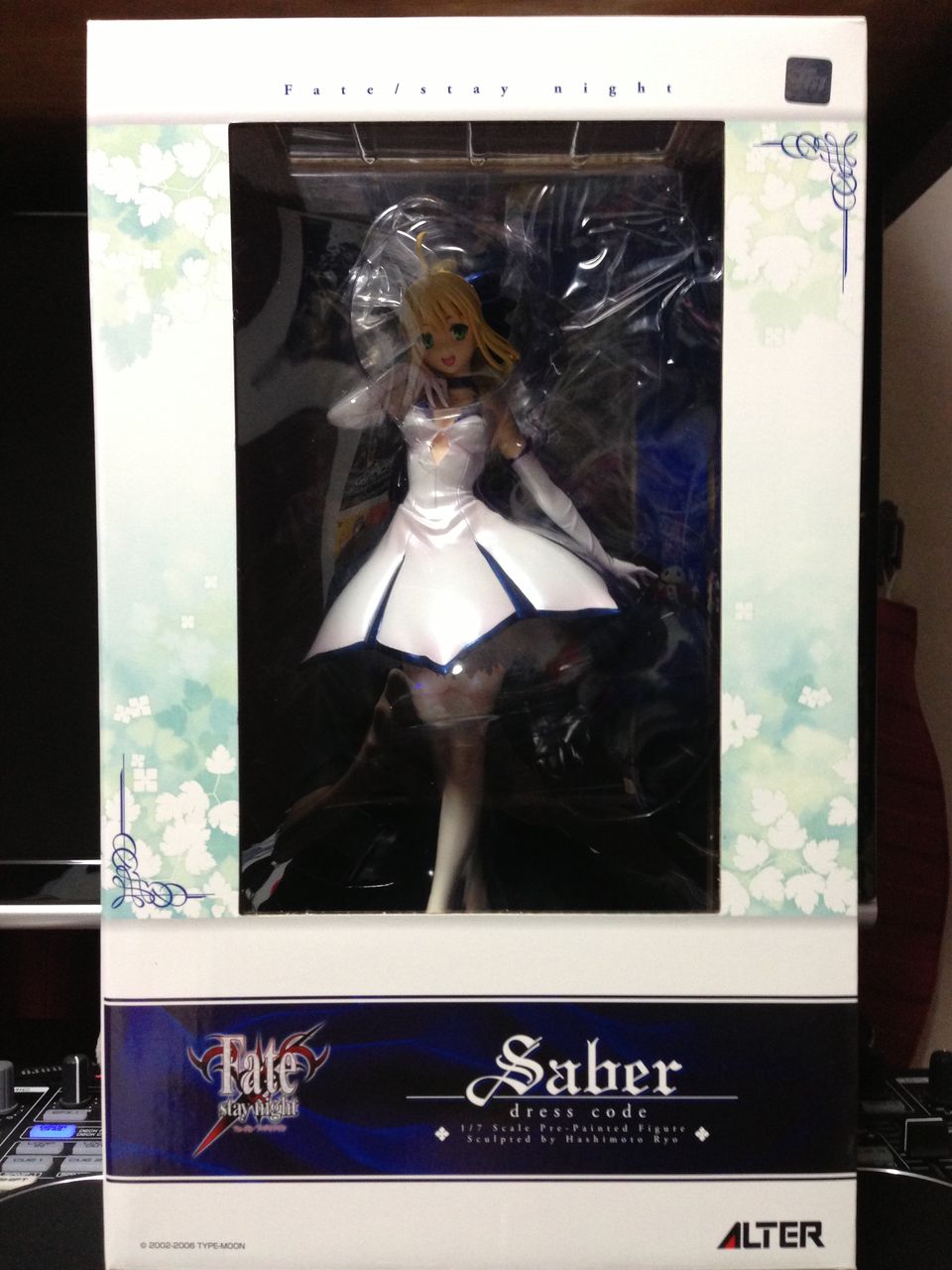 アルター Fate Stay Night セイバー ドレスコード 1 7スケール ゼロぐらいから始めるミニ四駆の人のブログ 本物