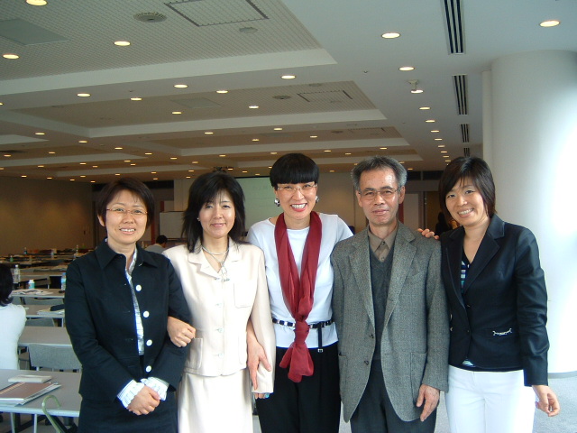 能力発揮 開花と促進 自然運筆法 体験 １ 日本女性が元気になると日本は変わる ２２０ボルトシスターズ元気軍団奮闘記