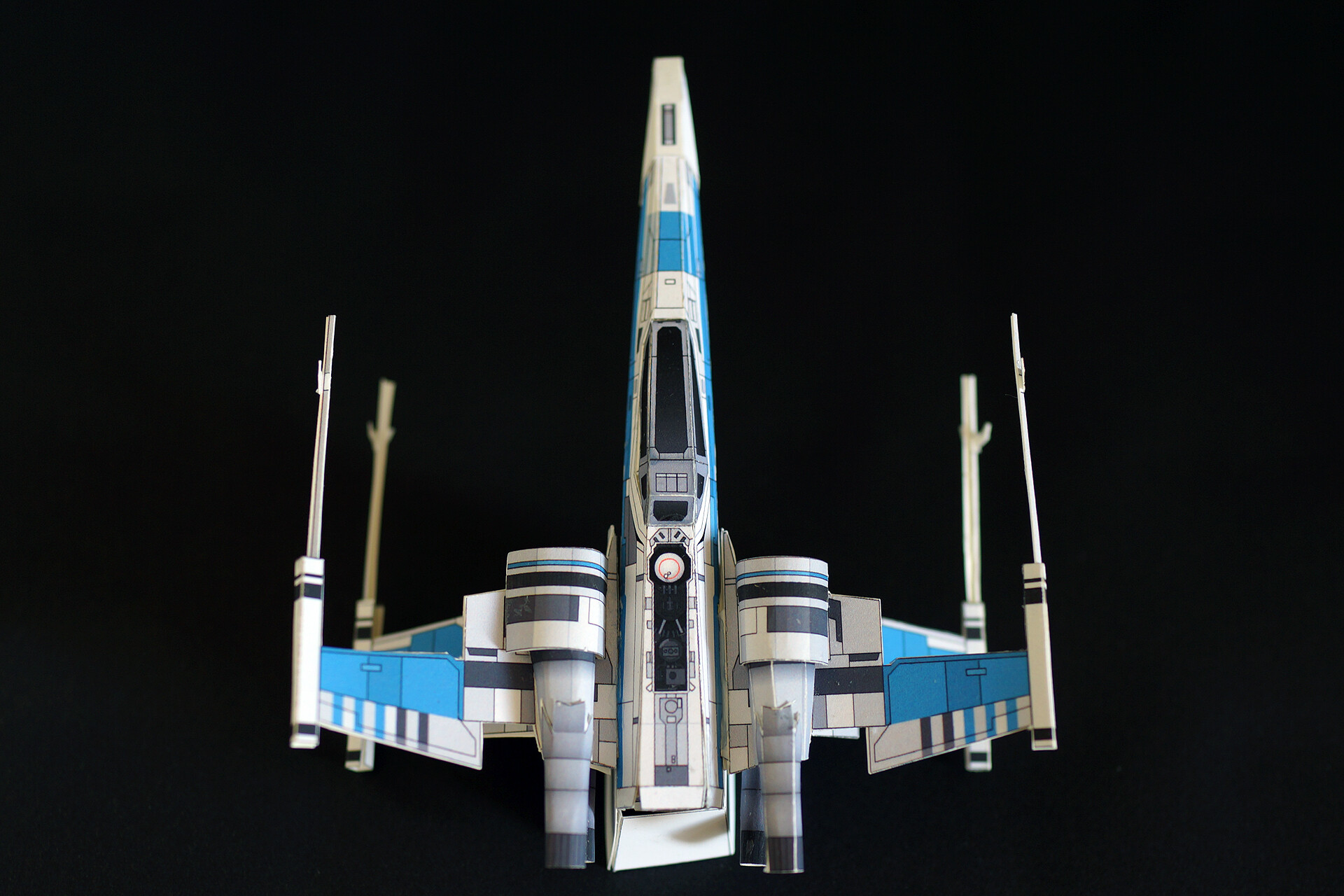 難易度 中>【型紙】T-70 X-WING STARFIGHTER(A4 1枚)1/100 難易度 中>【型紙】T-70 X-WING STARFIGHTER(A4 1枚)1/100