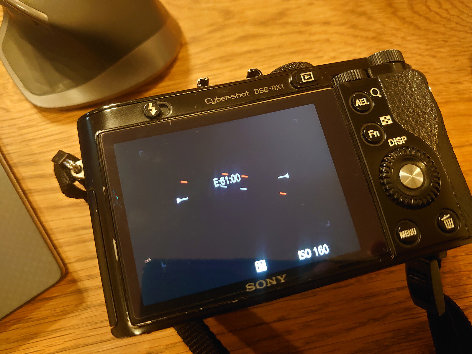 エラー E:61:00] SONY DSC-RX1