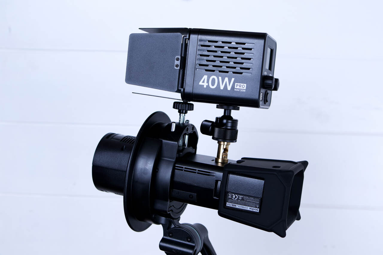 Godox AD300Pro ストロボフラッシュライト 見易かっ LEDライト