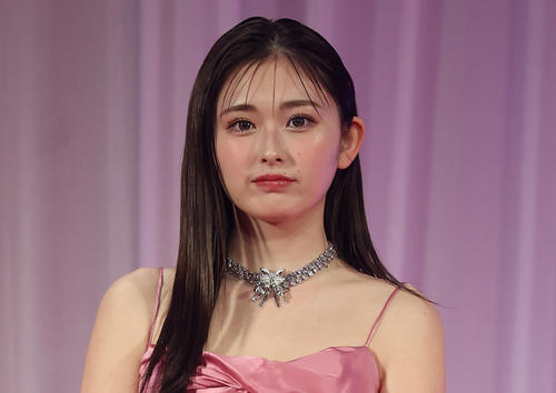 ゆうちゃみ