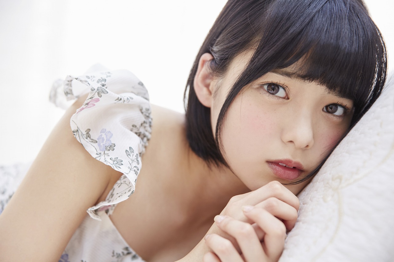 欅坂平手ザーメンぶっかけ 