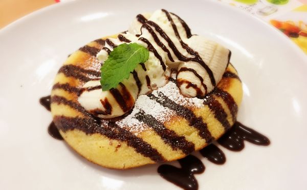 ガストでチョコバナナとマスカルポーネのパンケーキをいただく M A D もうアタシ ダメ ガストでチョコバナナとマスカルポーネのパンケーキをいただく M A D もうアタシ ダメ
