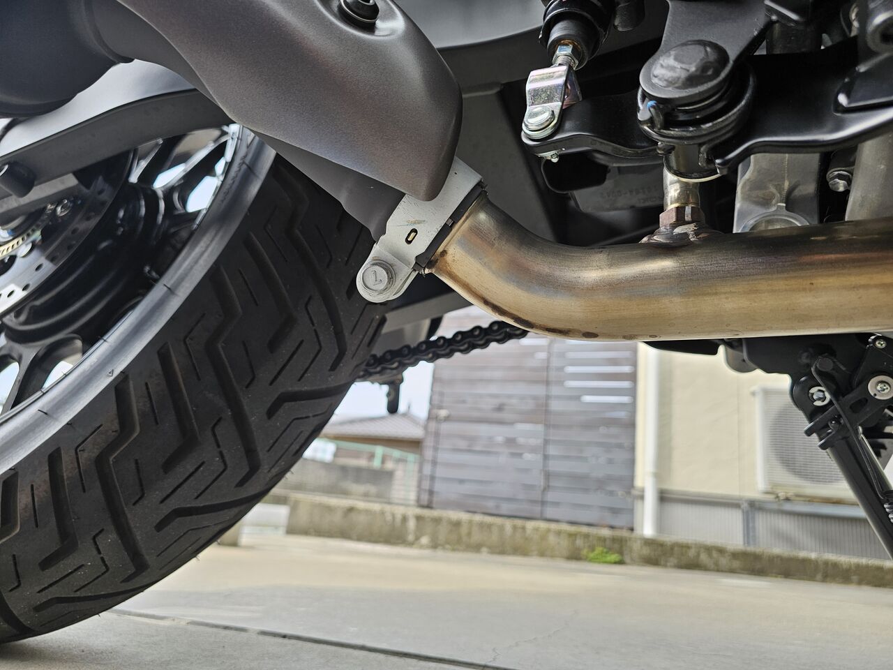 エリミネーター400純正マフラー納車して2日しか使ってません エリミネーター400純正マフラー納車して2日しか使ってません