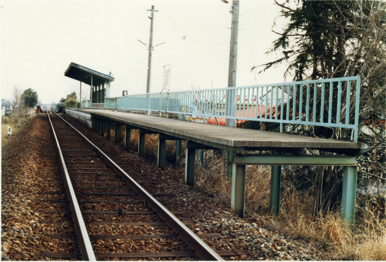 声問駅