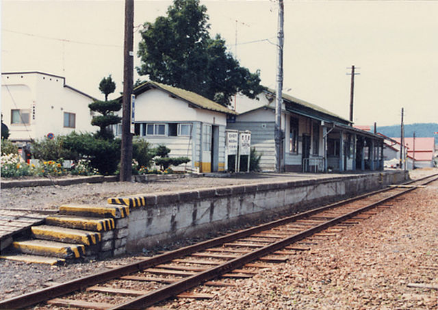 209085