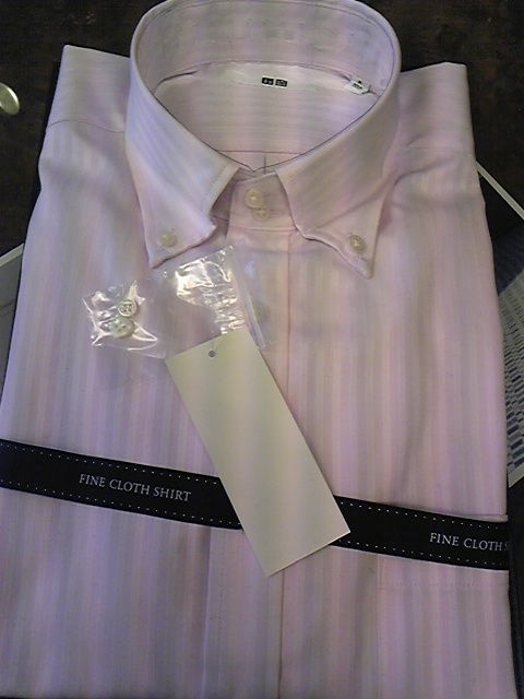 ユニクロのシャツ おもしろき こともなき世を おもしろく