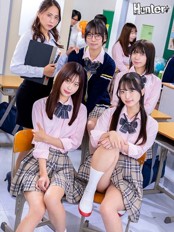 女子校生 『今日は誰でもいいからエッチしたい!※心の声』『生理前だからエッチしたくてたまらないの!※心の声』『デカチンが