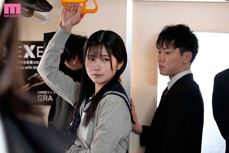 純白彩永 放尿・お漏らし 必ずイかせる神手マンで早漏体質にさせられ相互乗り挿れアクメ地獄に堕ちた清楚女子の聖水お漏らし痴
